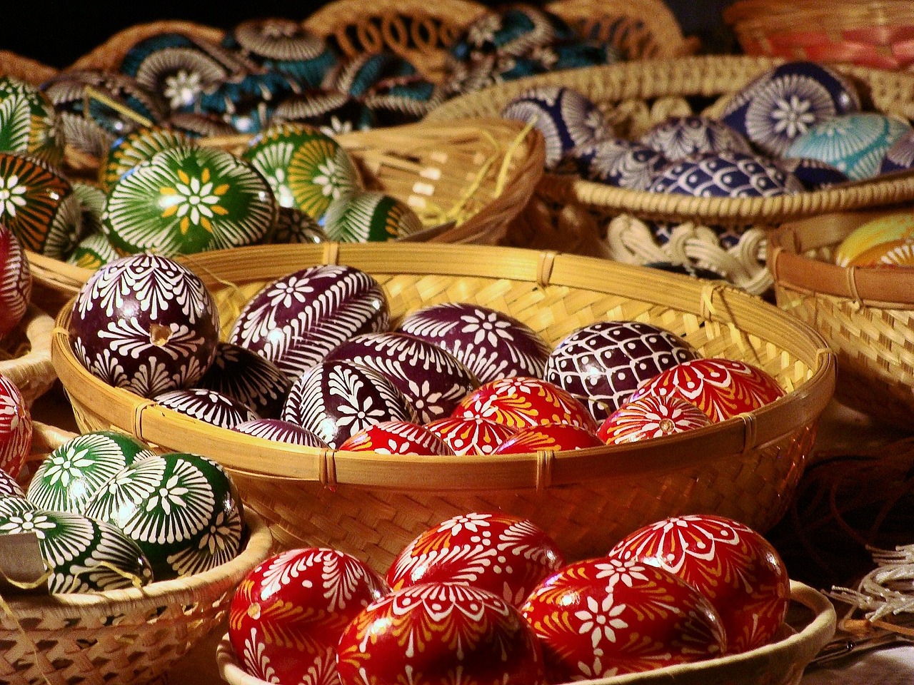 Easter Eggs baskets