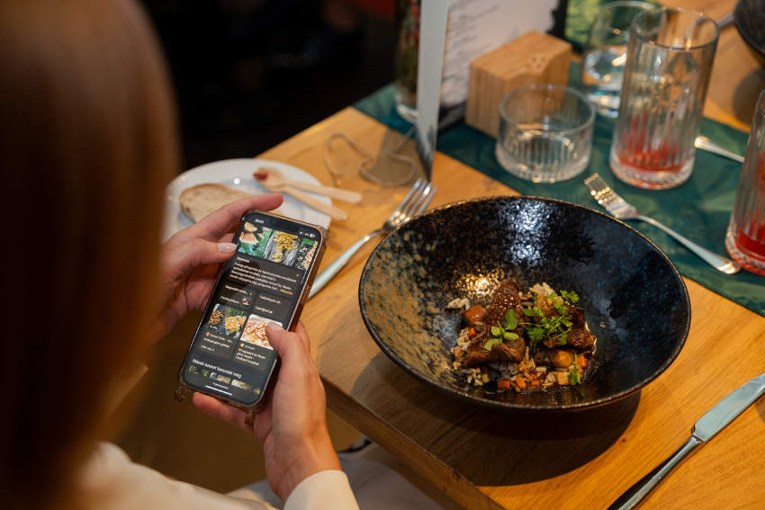 Forest Dinner Night_Mamaison Andrassy CPI Hotels_Eheto Erdo Budapest 850x567_4 (1)